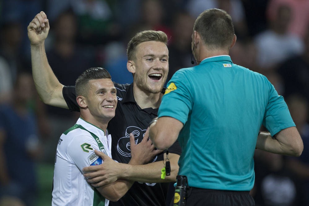 Bryan Linssen namens FC Groningen