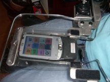 De homeservant 4 PDa op de rolstoel van Marit